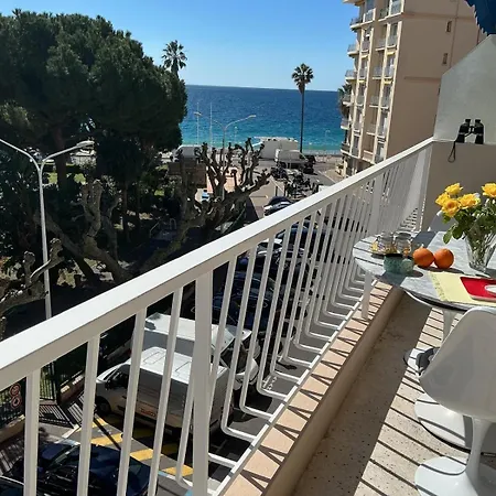 Apartmán Beautiful With Terrace And Sea View *