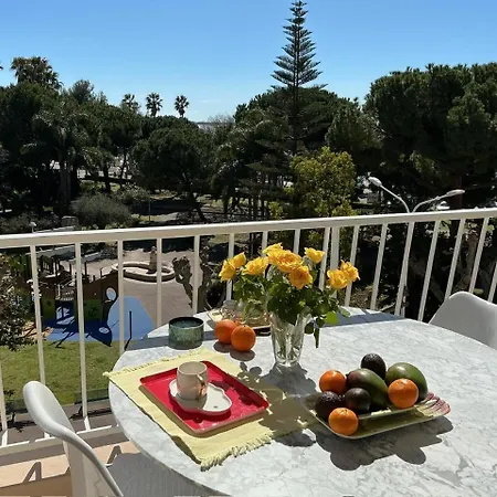 Beautiful With Terrace And Sea View *